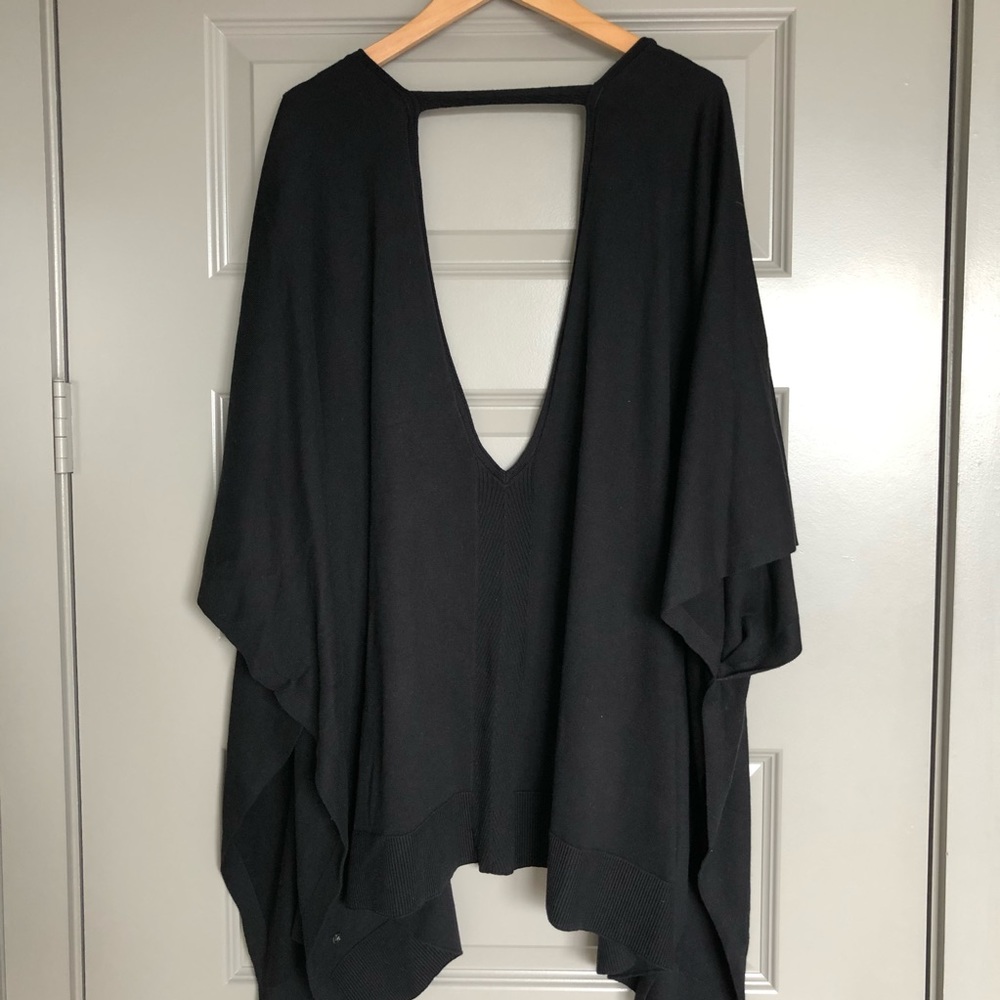 NWOT lululemon Free To Coast Wrap - Picture 3 of 7